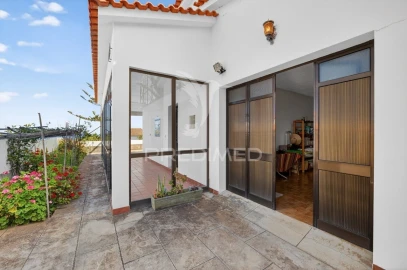 Moradia T4 para Venda em Porto Santo