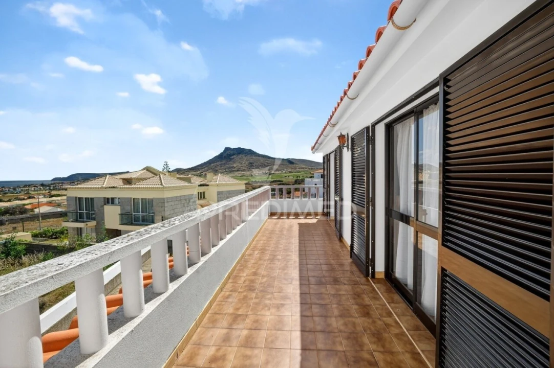 Moradia T4 para Venda em Porto Santo Foto 9