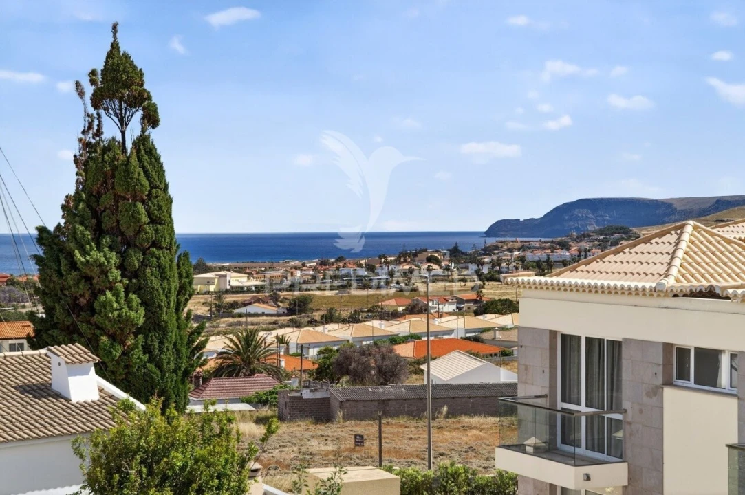 Moradia T4 para Venda em Porto Santo Foto 11