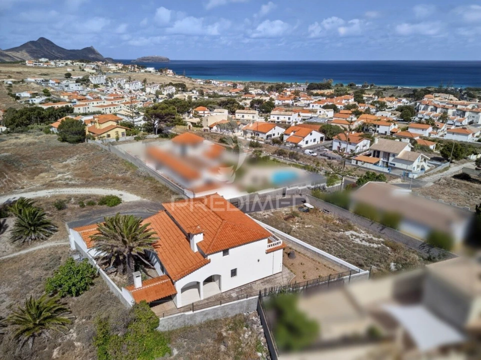Moradia T4 para Venda em Porto Santo Foto 4