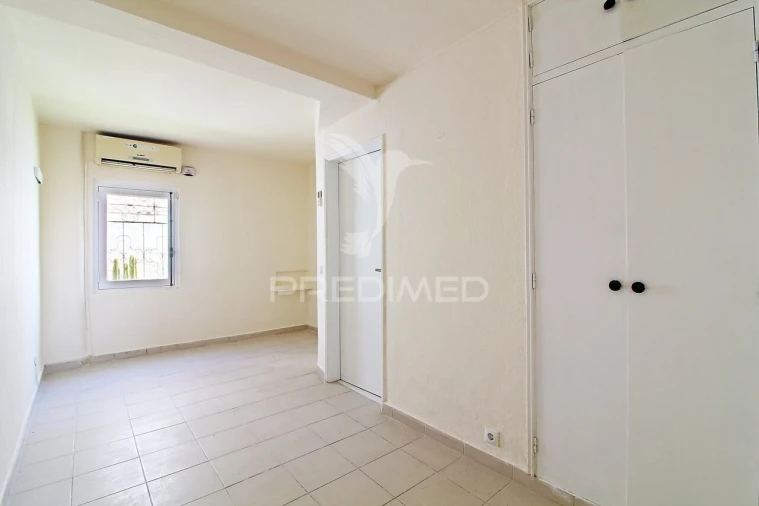 Moradia T4 para Venda em Albufeira e Olhos de Água Foto 29