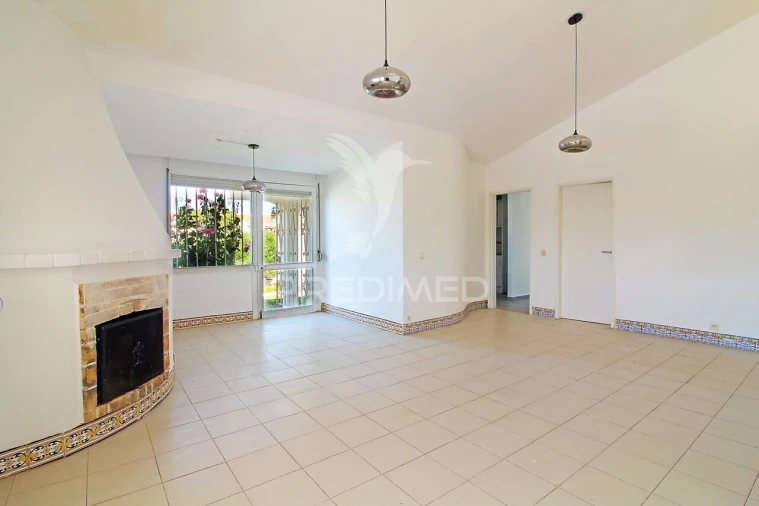 Moradia T4 para Venda em Albufeira e Olhos de Água Foto 20