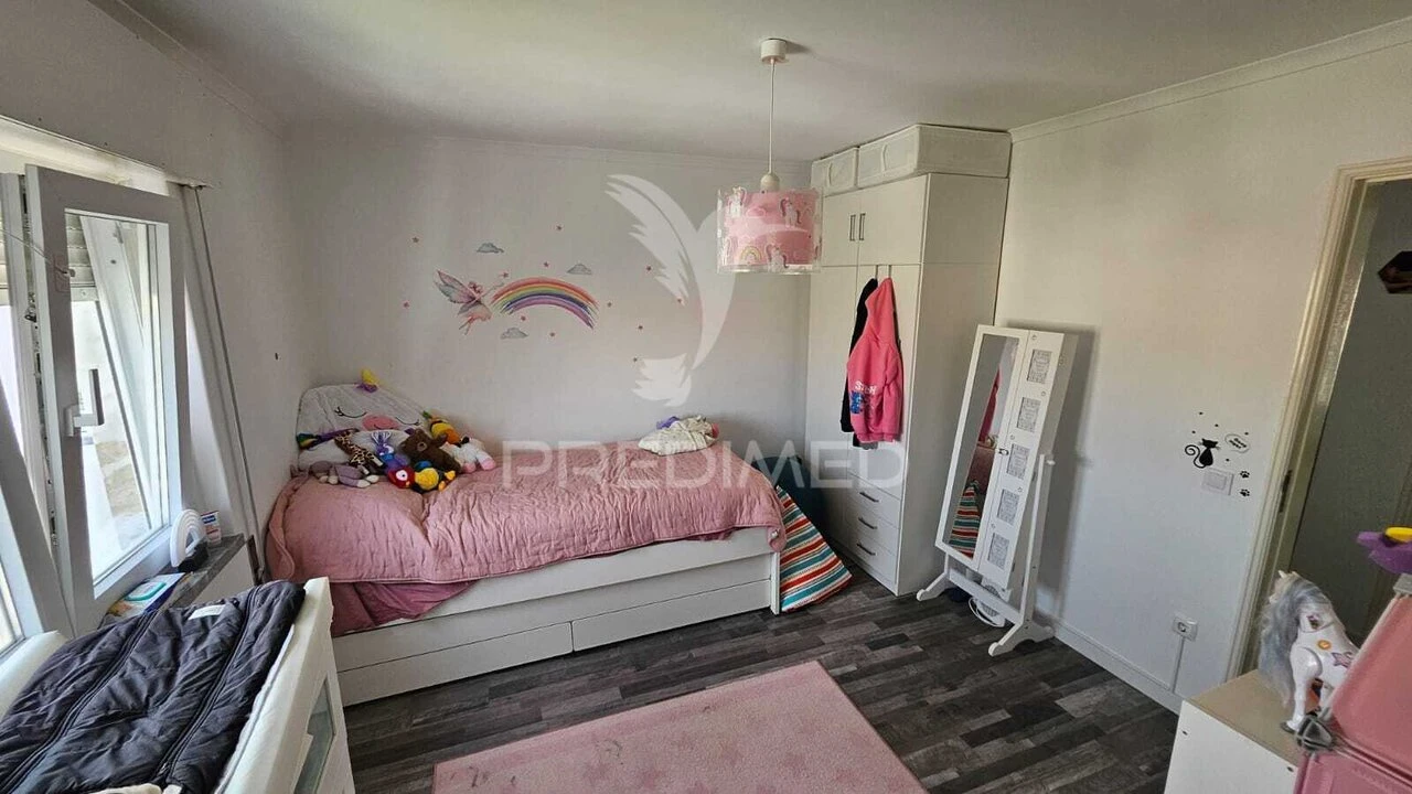 Apartamento T2 para Venda em Carcavelos e Parede Foto 12