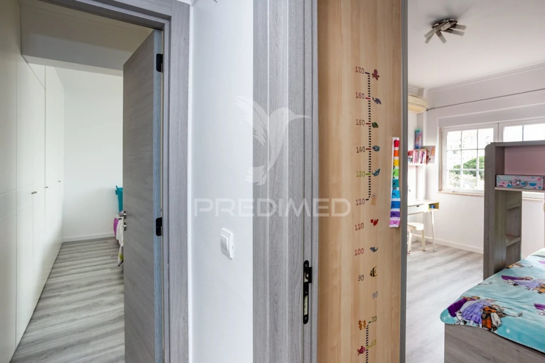 Apartamento T3 para Venda em Seixal, Arrentela e Aldeia de Paio Pires Foto 27