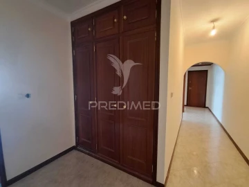 Apartamento T2 para Venda em Algueirão-Mem Martins