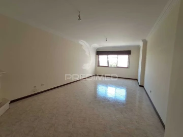 Apartamento T2 para Venda em Algueirão-Mem Martins