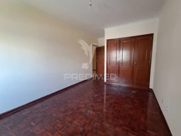 Apartamento T2 para Venda em Algueirão-Mem Martins