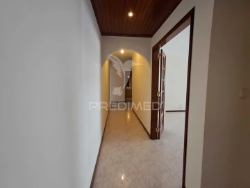 Apartamento T2 para Venda em Algueirão-Mem Martins