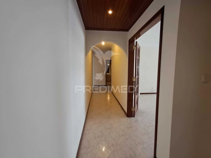 Apartamento T2 para Venda em Algueirão-Mem Martins Foto 21