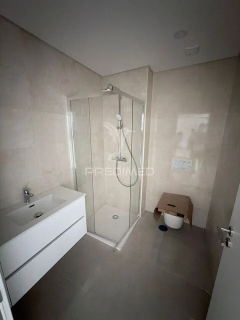 Apartamento T2 para Venda em Esgueira