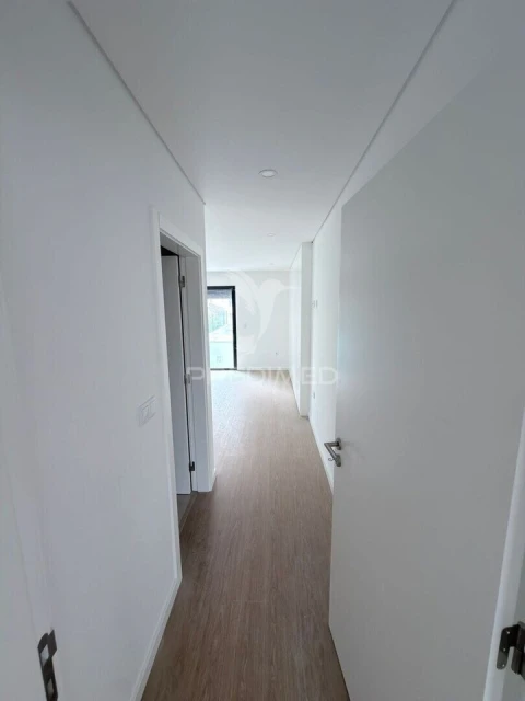Apartamento T2 para Venda em Esgueira