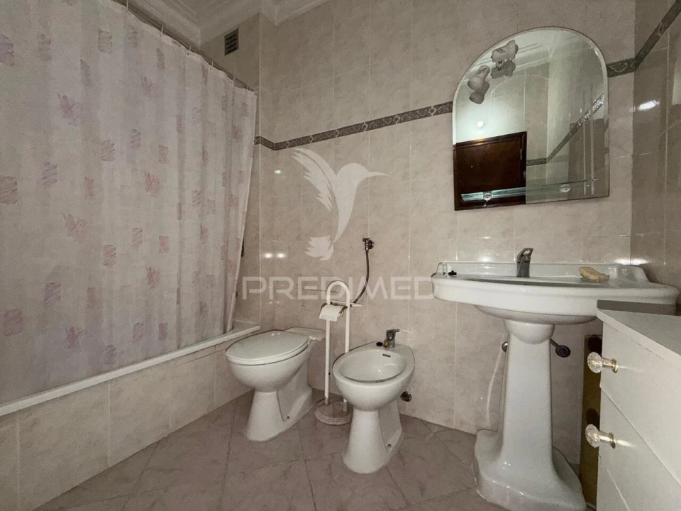 Apartamento T4 para Venda em Alhos Vedros Foto 15