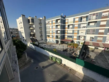 Apartamento T2 para Venda em Setubal (São Sebastião)