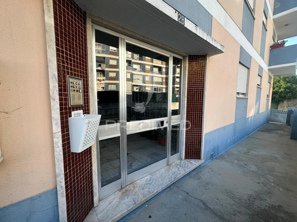 Apartamento T2 para Venda em Setubal (São Sebastião) Foto 33