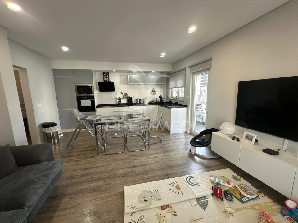 Apartamento T2 para Venda em Setubal (São Sebastião) Foto 1