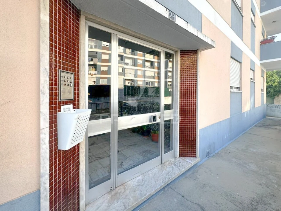 Apartamento T2 para Venda em Setubal (São Sebastião) Foto 36