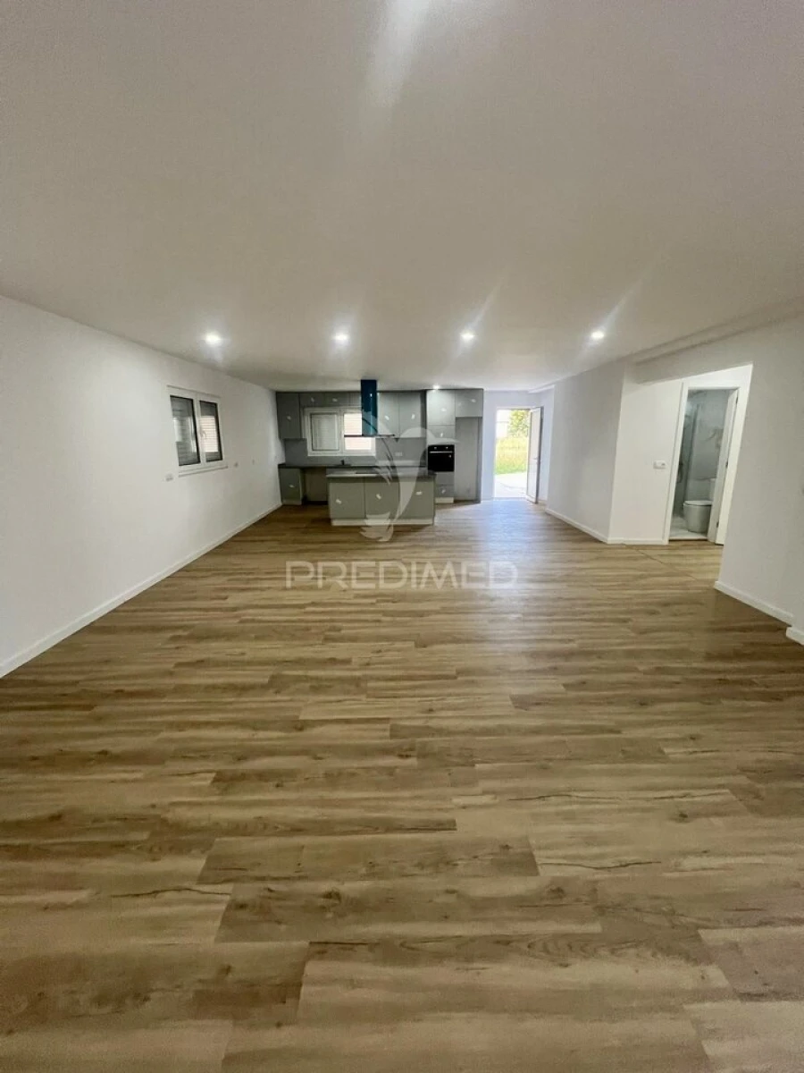 Moradia T3 para Venda em Canelas e Fermelã Foto 25