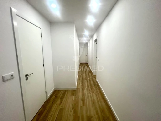 Moradia T3 para Venda em Canelas e Fermelã Foto 9