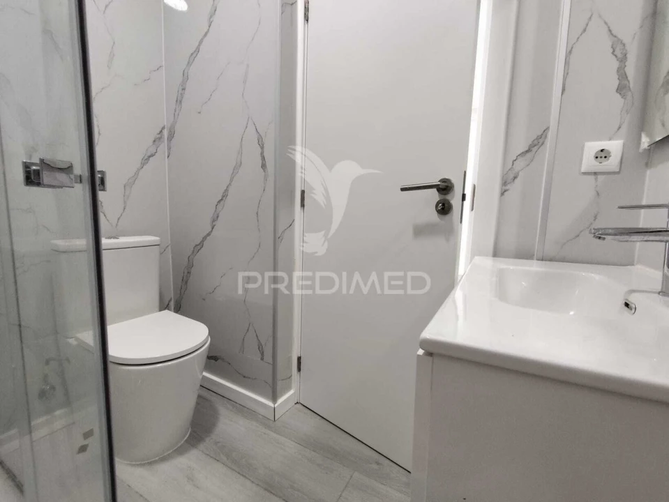 Apartamento T1 para Venda em Venteira Foto 25