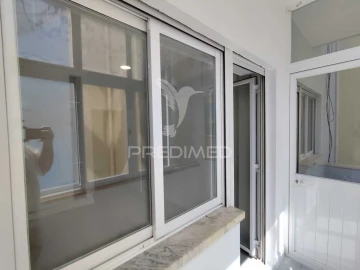 Apartamento T1 para Venda em Venteira