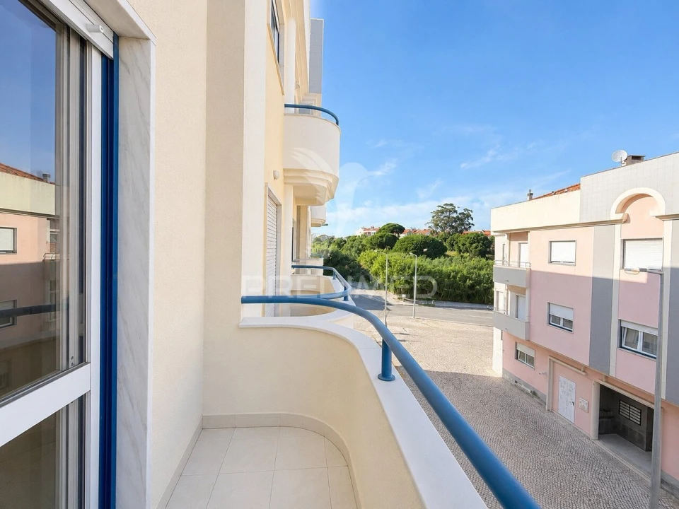 Apartamento T2 para Venda em Caparica e Trafaria Foto 26