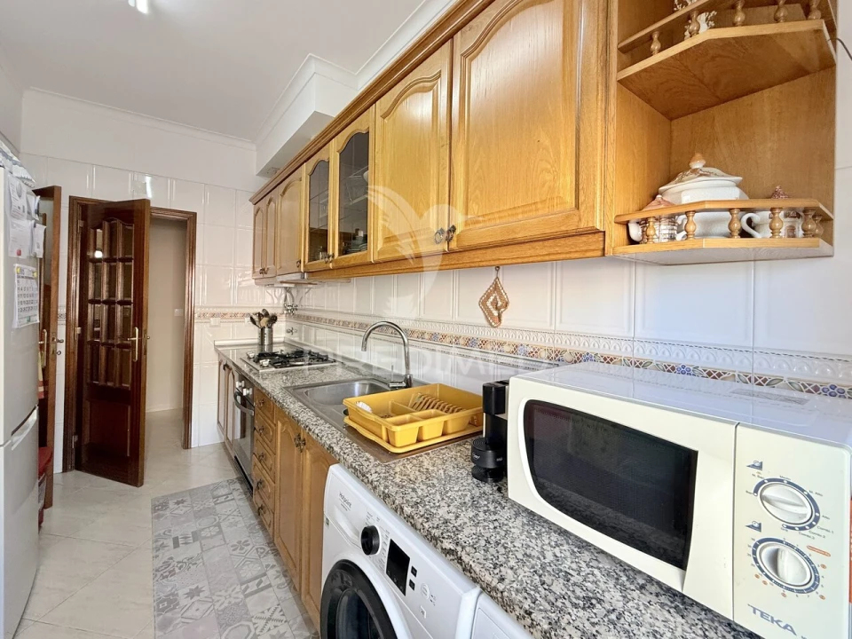 Apartamento T2 para Venda em Caparica e Trafaria Foto 6