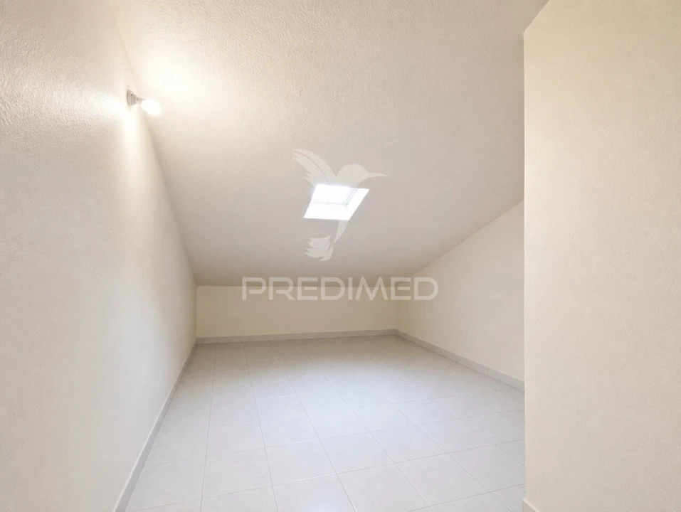 Apartamento T2 para Venda em Caparica e Trafaria Foto 20