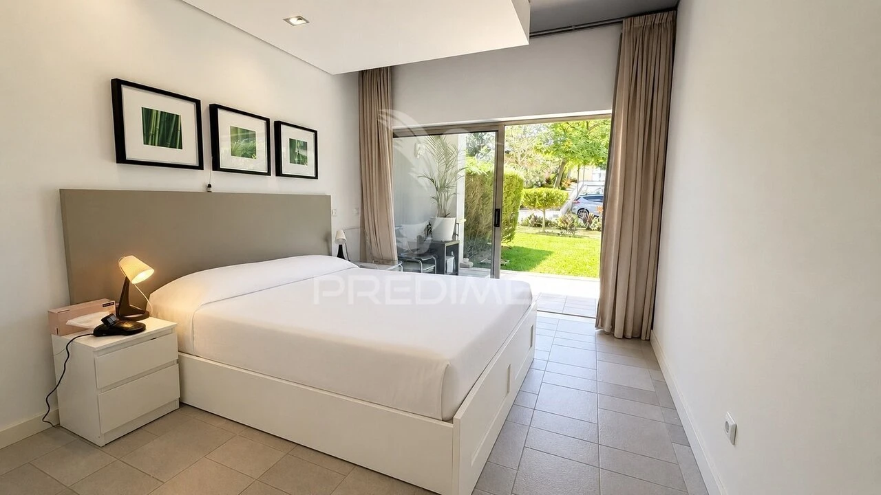 Apartamento T1 para Venda em Alvor Foto 6