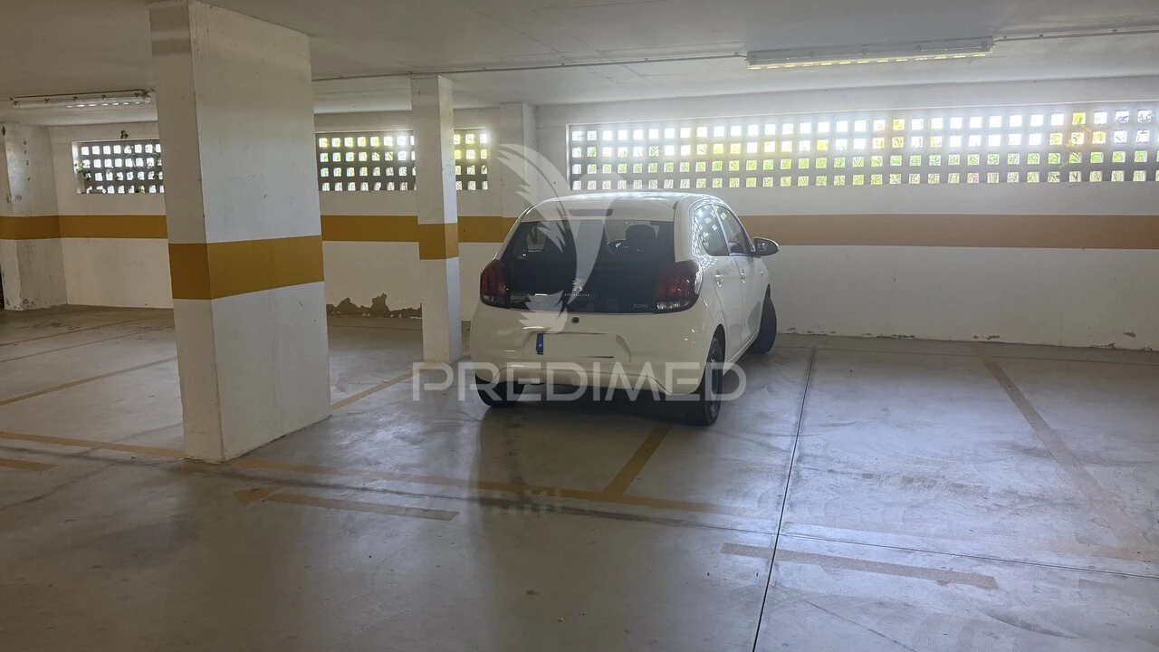 Apartamento T1 para Venda em Alvor Foto 16