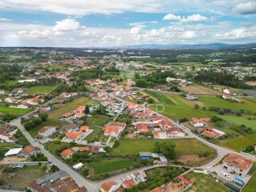 Terreno para Venda em Barrô e Aguada de Baixo