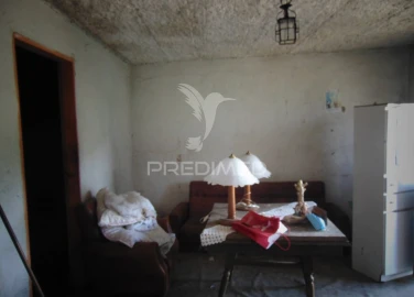 Moradia T4 para Venda em Andrães