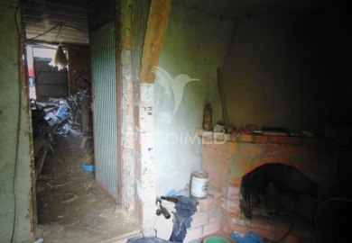 Moradia T4 para Venda em Andrães