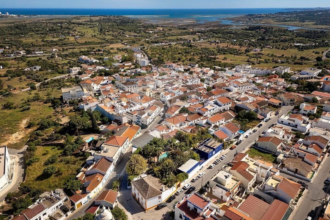 Negócio para Venda em Mexilhoeira Grande Foto 2