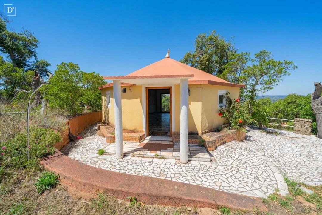 Moradia T5 para Venda em Salir Foto 12