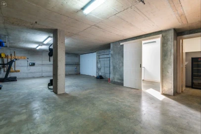 Moradia T4 para Venda em Olhão