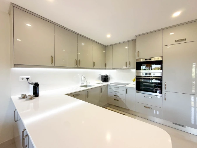 Apartamento T2 para Venda em Portimão Foto 13