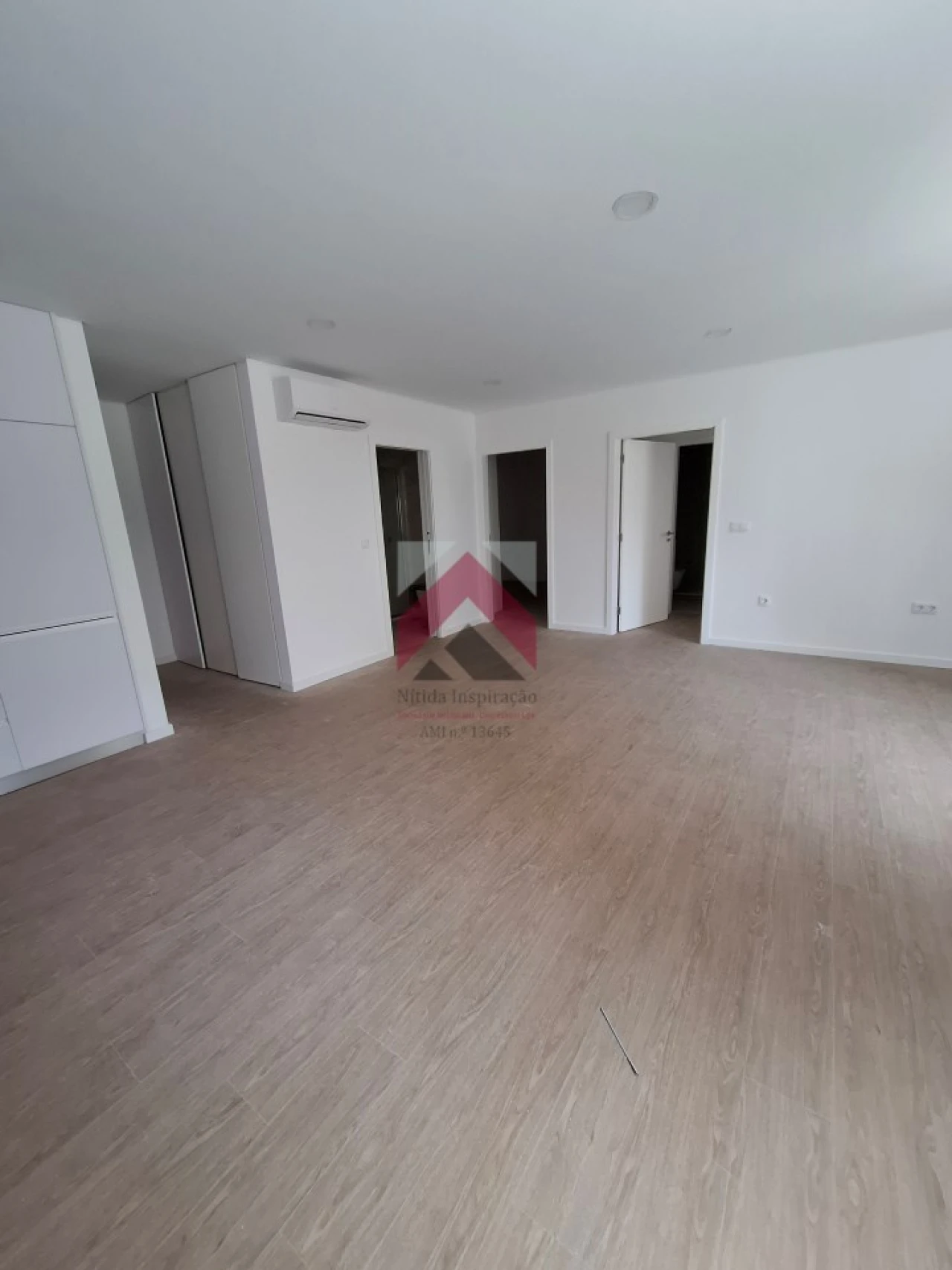 Apartamento T1 para Venda em Esgueira Foto 6