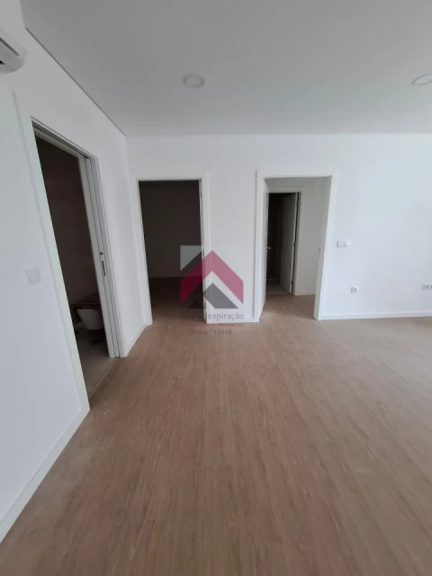 Apartamento T1 para Venda em Esgueira