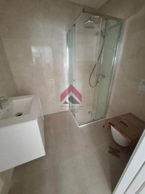 Apartamento T1 para Venda em Esgueira