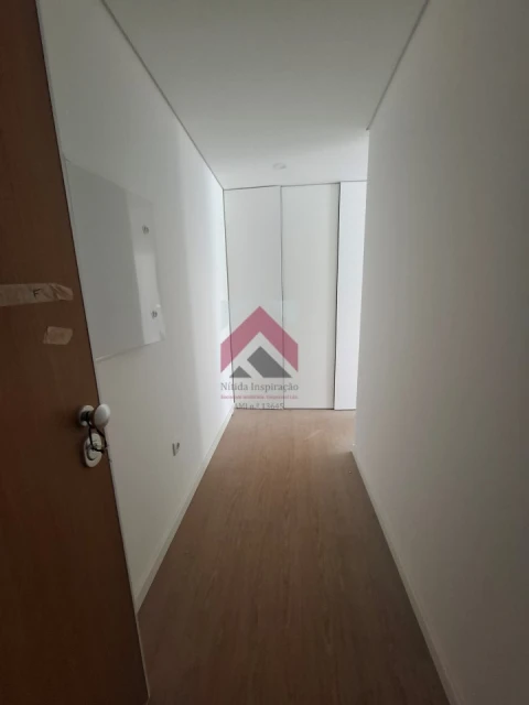 Apartamento T1 para Venda em Esgueira