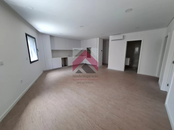 Apartamento T1 para Venda em Esgueira Foto 2