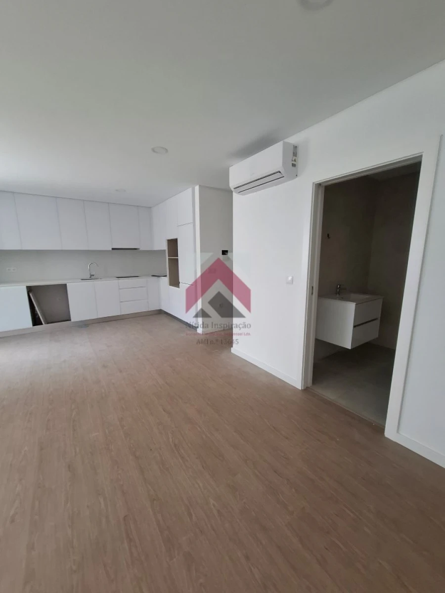 Apartamento T1 para Venda em Esgueira Foto 8