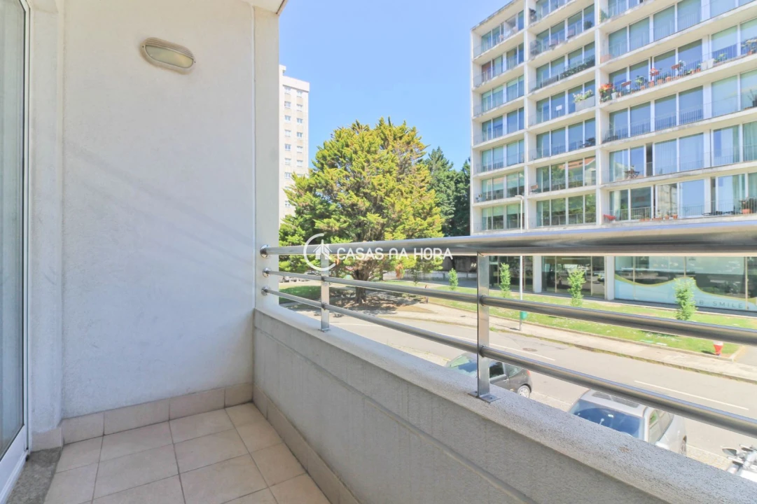 Apartamento T1 para Arrendamento em Lordelo do Ouro e Massarelos Foto 1