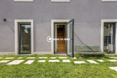 Apartamento T2 para Arrendamento em Lordelo do Ouro e Massarelos