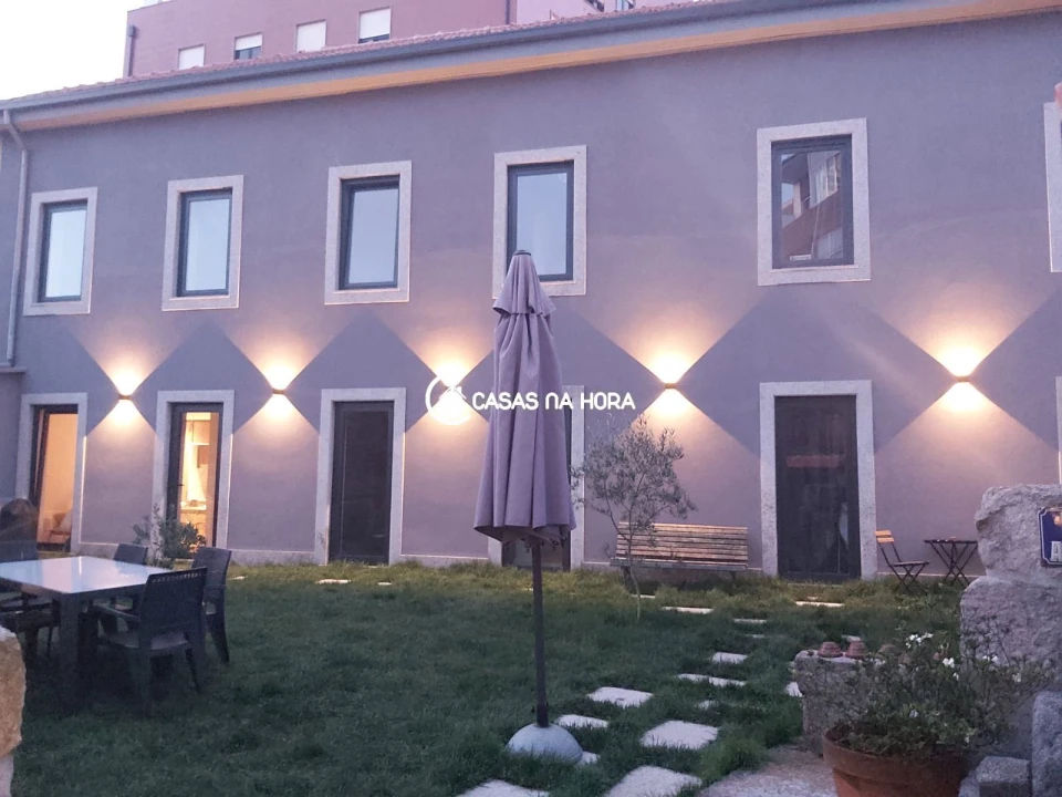 Apartamento T2 para Arrendamento em Lordelo do Ouro e Massarelos Foto 26