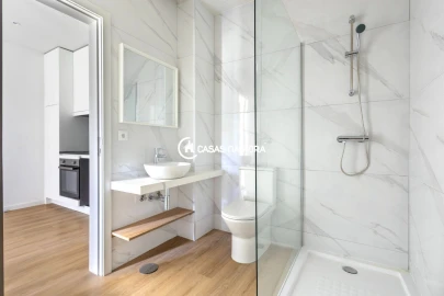 Apartamento T2 para Arrendamento em Lordelo do Ouro e Massarelos
