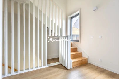 Apartamento T2 para Arrendamento em Lordelo do Ouro e Massarelos