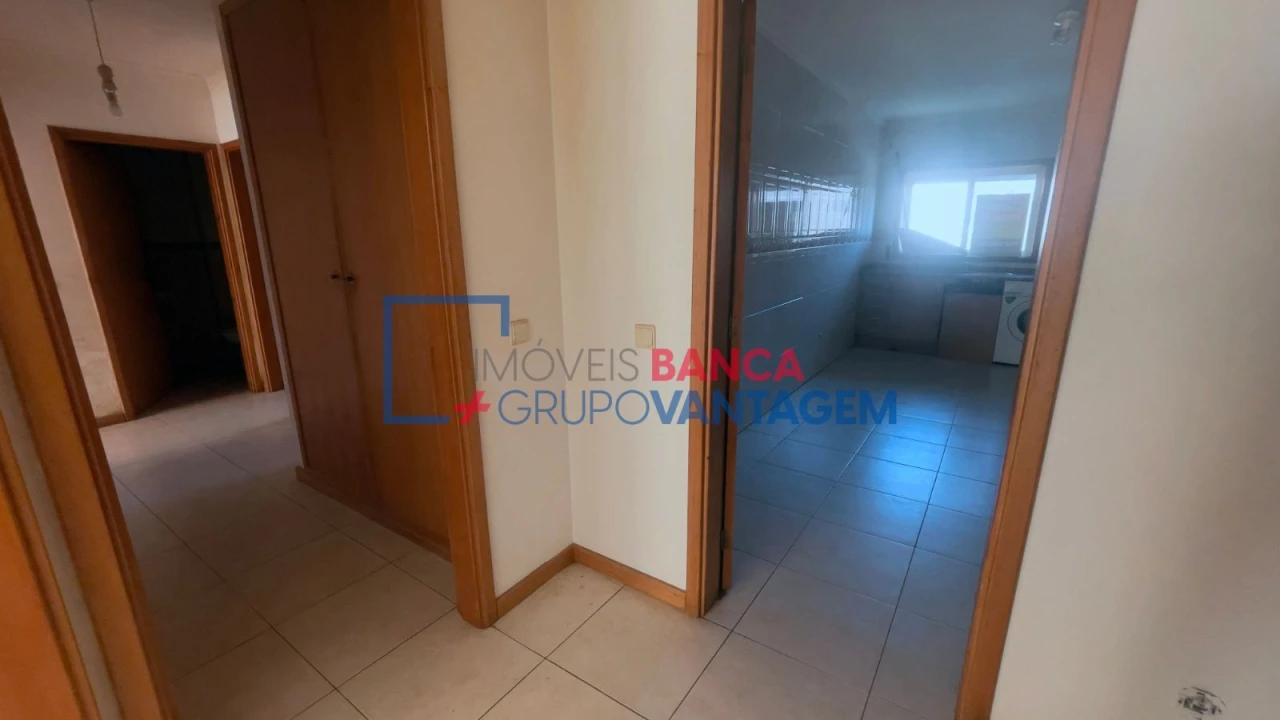 Apartamento T3 para Venda em O. Azeméis, Riba-Ul, Ul, Macinhata Seixa, Madail Foto 8