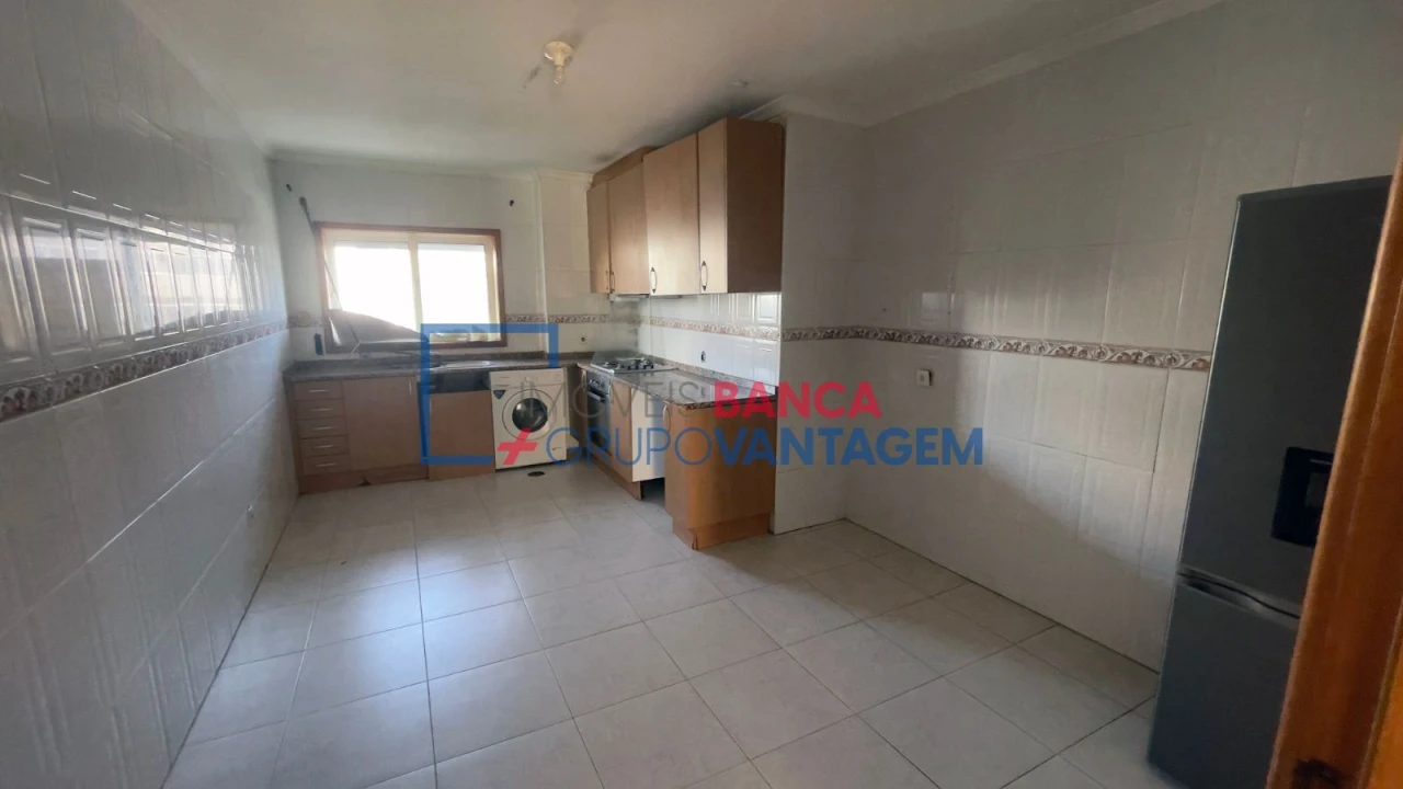 Apartamento T3 para Venda em O. Azeméis, Riba-Ul, Ul, Macinhata Seixa, Madail Foto 9