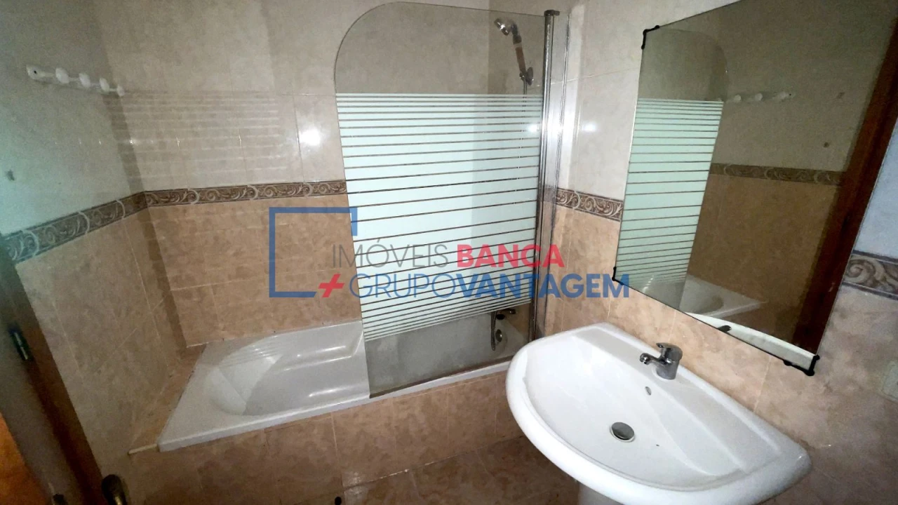 Apartamento T3 para Venda em O. Azeméis, Riba-Ul, Ul, Macinhata Seixa, Madail Foto 23